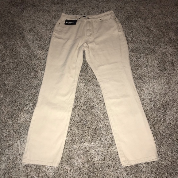 Missguided cream high waisted mom jeans - Picture 2 of 4
